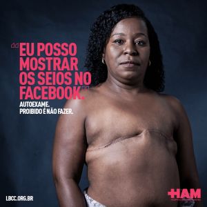 Mulheres mastectomizadas "mostram os seios" nas redes sociais para conscientizar sobre o câncer de mama