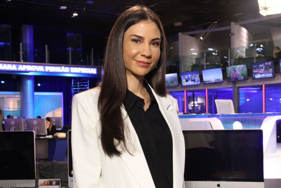 Rede TV- Amanda Klein